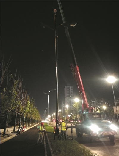 市区工农路南段路灯改造工程明日完工，道路照明再升级